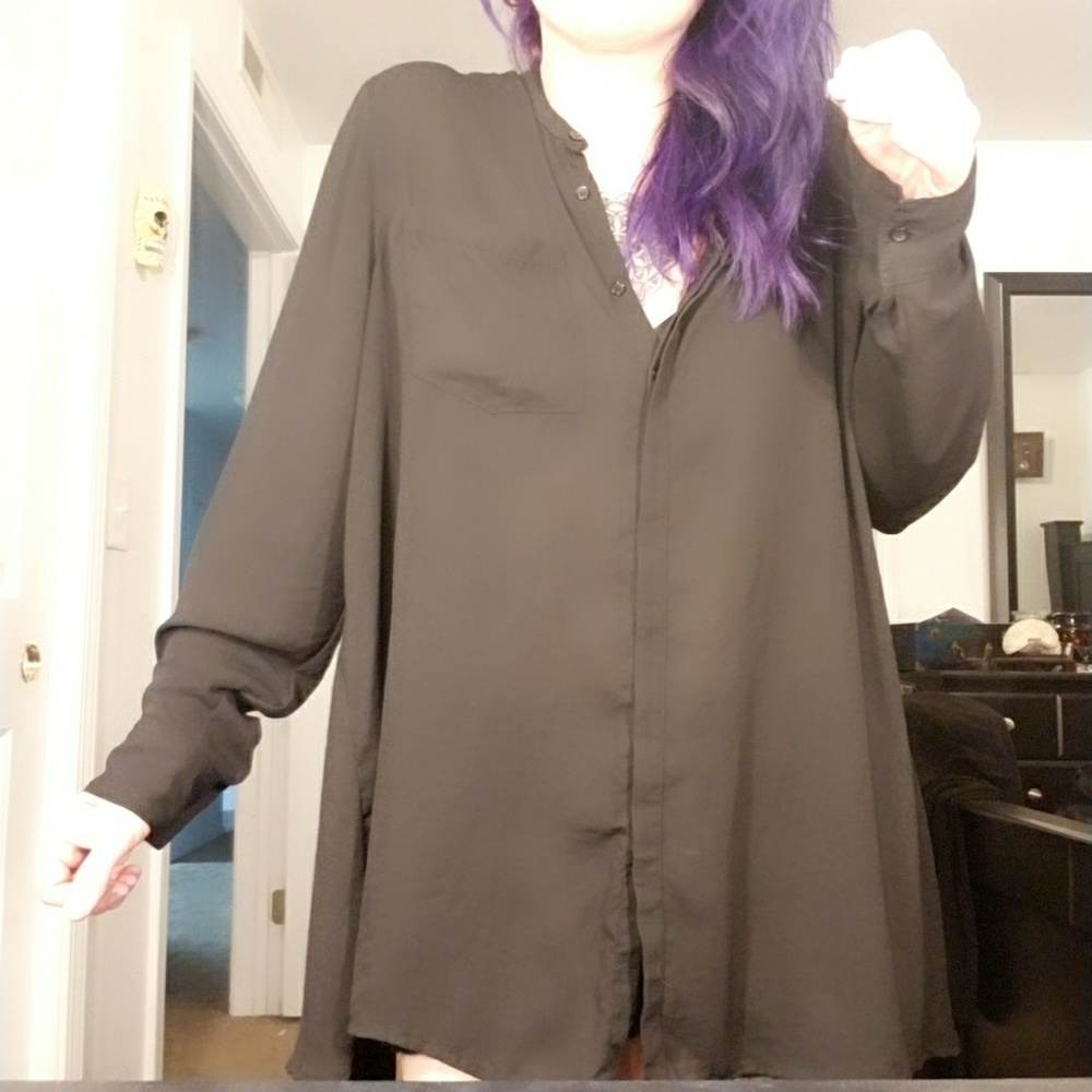 *sold* Button up flowy top